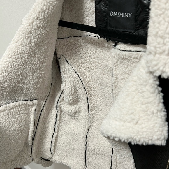 Women's Black and White Leather Jacket - Picture 5 of 6